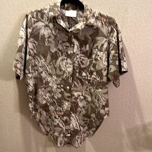 Ms Paquette vintage top